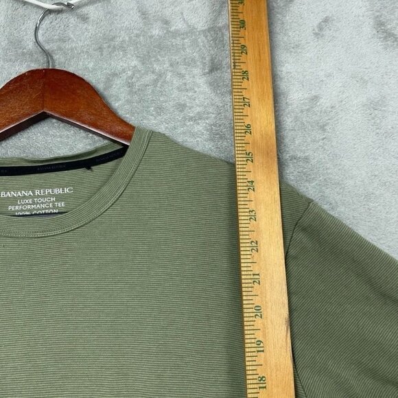 Banana Republic Luxe Touch Performance Tee XL Green Cotton a1611 - Picture 3 of 7